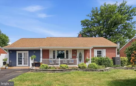 16808 Tammany Manor Rd, Williamsport, MD 21795