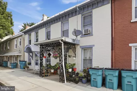 14 W 16 W Baltimore St, Funkstown, MD 21734