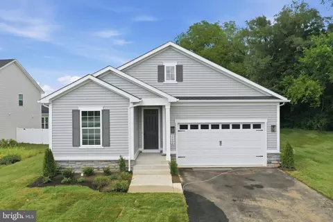 19004 Amesbury Rd, Hagerstown, MD 21742