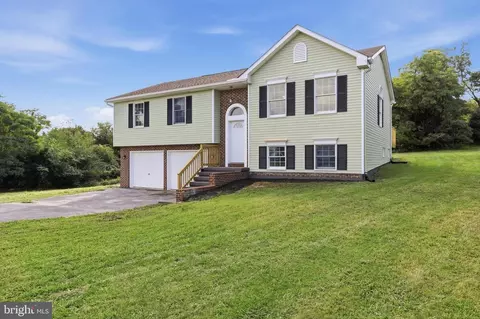 Exterior - 13835 Mcintosh Cir, Clear Spring, MD 21722 photo 2 of 8