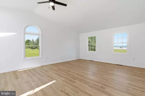 Living - 13835 Mcintosh Cir, Clear Spring, MD 21722 photo 1 of 1