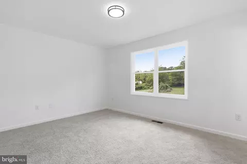 Bedroom - 13835 Mcintosh Cir, Clear Spring, MD 21722 photo 4 of 5
