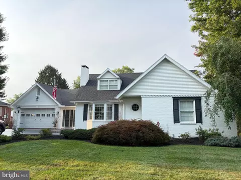 18803 Crofton Rd, Hagerstown, MD 21742
