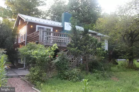 17220 Taylors Landing Rd, Sharpsburg, MD 21782