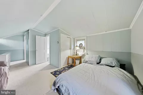 Bedroom - 25327 Highfield Rd, Cascade, MD 21719 photo 5 of 6
