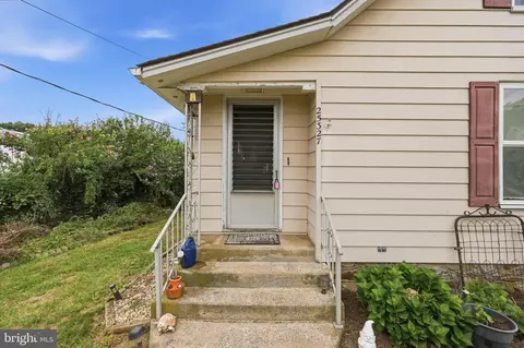 Exterior - 25327 Highfield Rd, Cascade, MD 21719 photo 7 of 14
