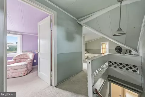 Entry Way - 25327 Highfield Rd, Cascade, MD 21719 photo 7 of 7
