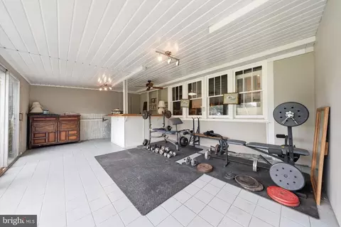 Exterior - 25327 Highfield Rd, Cascade, MD 21719 photo 4 of 14