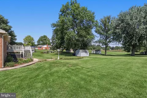 Exterior - 21925 Beaverbrook Dr, Smithsburg, MD 21783 photo 5 of 8