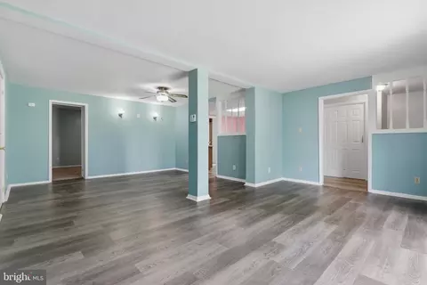 Living - 21925 Beaverbrook Dr, Smithsburg, MD 21783 photo 8 of 9