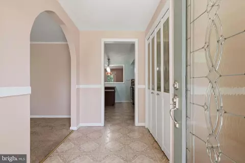 Entry Way - 21925 Beaverbrook Dr, Smithsburg, MD 21783 photo 1 of 9