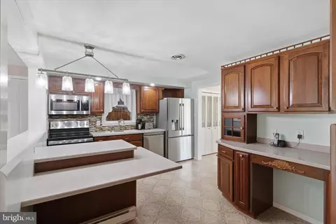 Kitchen - 21925 Beaverbrook Dr, Smithsburg, MD 21783 photo 1 of 1