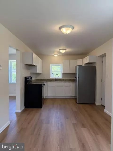 Entry Way - 126 Fairview Dr, Hancock, MD 21750 photo 1 of 2