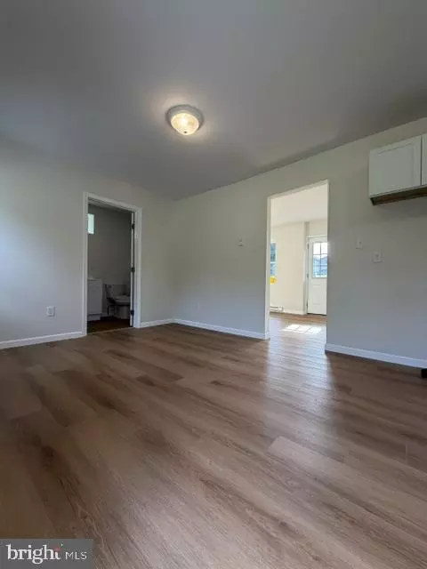 Living - 126 Fairview Dr, Hancock, MD 21750 photo 5 of 7