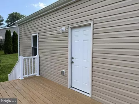 Exterior - 126 Fairview Dr, Hancock, MD 21750 photo 4 of 4