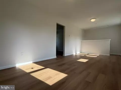 Living - 126 Fairview Dr, Hancock, MD 21750 photo 2 of 7