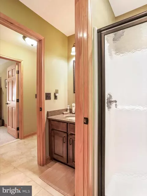 Bath - 14122 Mercersburg Rd, Clear Spring, MD 21722 photo 5 of 8