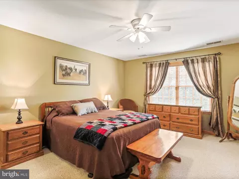Bedroom - 14122 Mercersburg Rd, Clear Spring, MD 21722 photo 9 of 10