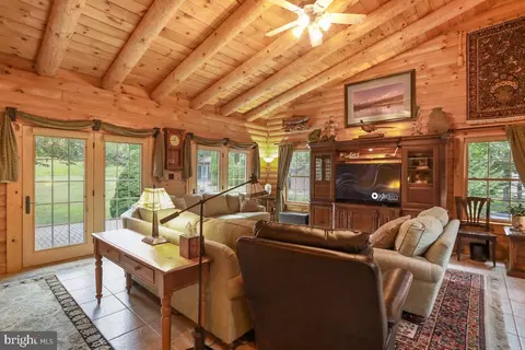Living - 14122 Mercersburg Rd, Clear Spring, MD 21722 photo 2 of 4