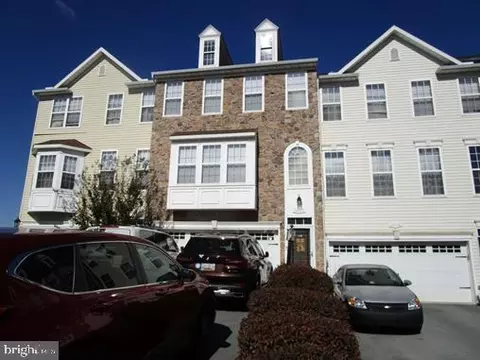 10314 Lantern Ln, Hagerstown, MD 21740