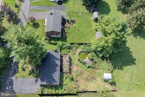 View/Area - 11838 Patrick Rd, Hagerstown, MD 21742 photo 2 of 8