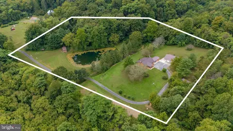 3446 Deneen Rd, Hancock, MD 21750