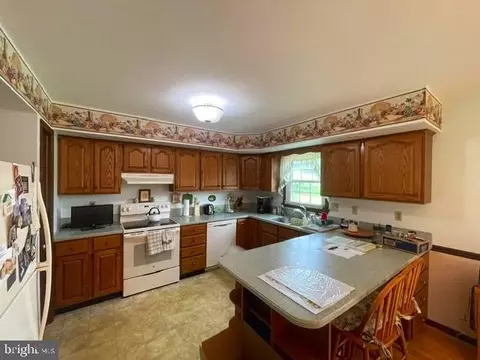Kitchen - 13302 National Pike, Clear Spring, MD 21722 photo 2 of 2