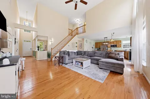 9604 Morning Walk Dr, Hagerstown, MD 21740