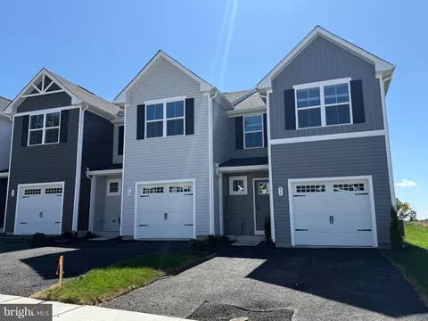 1555 Breckenridge Dr, Hagerstown, MD 21740
