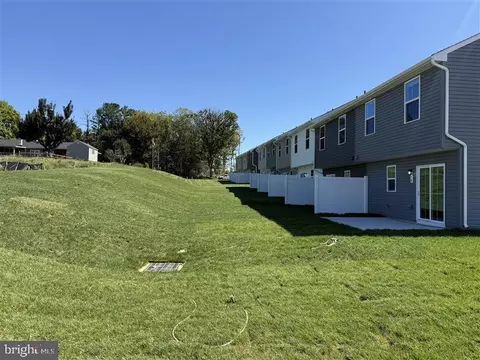 1614 Breckenridge Dr, Hagerstown, MD 21740
