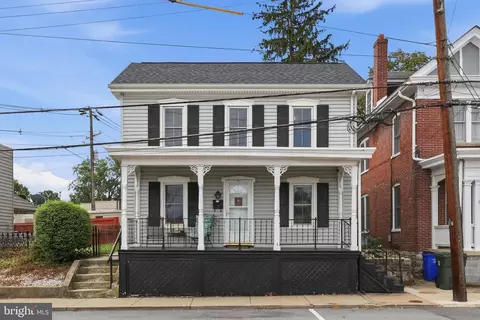 15 Fairground Ave, Hagerstown, MD 21740