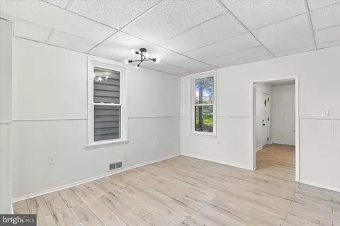 Living - 116 E Wilson Blvd, Hagerstown, MD 21740 photo 3 of 3