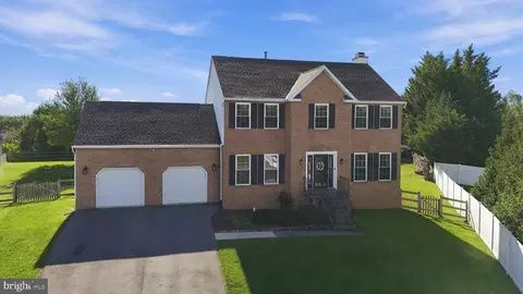 19214 Chippendale Cir, Hagerstown, MD 21742