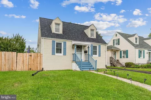 1044 Beechwood Dr, Hagerstown, MD 21742