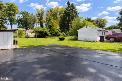 Exterior - 348 Devonshire Rd, Hagerstown, MD 21740 photo 3 of 5