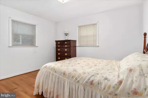 Bedroom - 348 Devonshire Rd, Hagerstown, MD 21740 photo 1 of 2