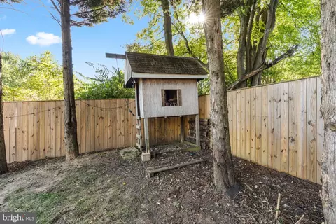 Exterior - 97 Byron Dr, Smithsburg, MD 21783 photo 6 of 19