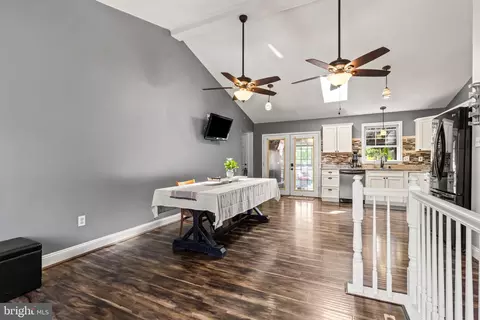 Entry Way - 97 Byron Dr, Smithsburg, MD 21783 photo 1 of 7