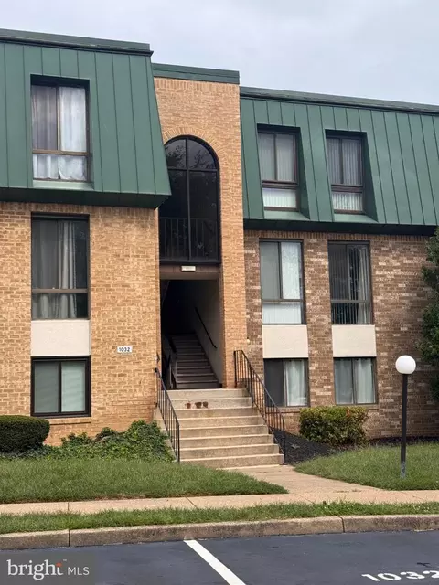 1032 Brinker Dr #301, Hagerstown, MD 21740