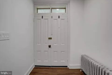 Entry Way - 40 E Henrietta St, Smithsburg, MD 21783 photo 1 of 14