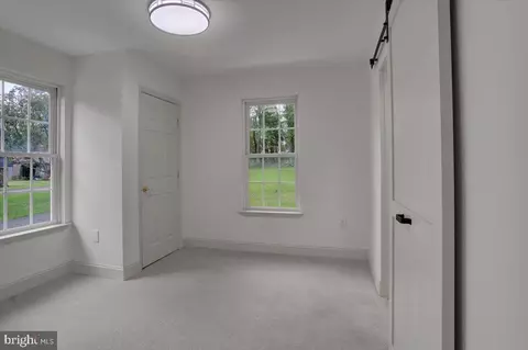 Bedroom - 40 E Henrietta St, Smithsburg, MD 21783 photo 4 of 18