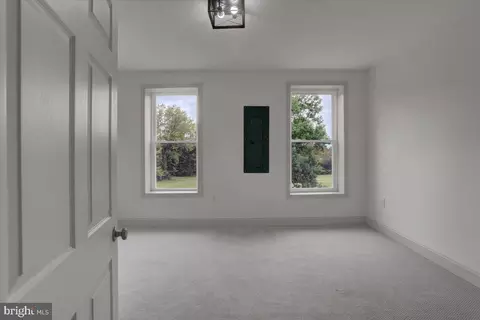 Bedroom - 40 E Henrietta St, Smithsburg, MD 21783 photo 7 of 18