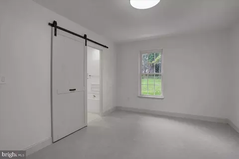 Bedroom - 40 E Henrietta St, Smithsburg, MD 21783 photo 1 of 18