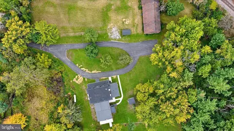 View/Area - 40 E Henrietta St, Smithsburg, MD 21783 photo 1 of 5