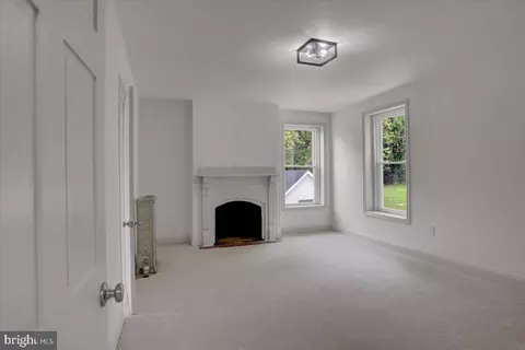 Bedroom - 40 E Henrietta St, Smithsburg, MD 21783 photo 16 of 18