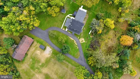 View/Area - 40 E Henrietta St, Smithsburg, MD 21783 photo 3 of 5