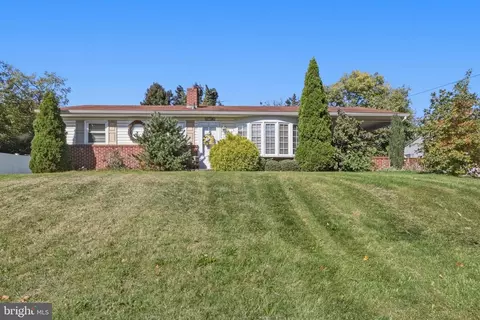 63 Nottingham Rd, Hagerstown, MD 21740