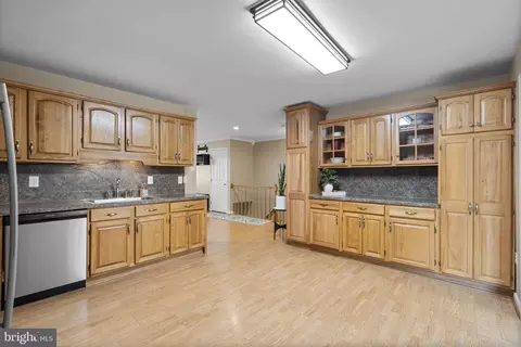 Kitchen - 15841 Broadcreek Dr, Clear Spring, MD 21722 photo 2 of 2