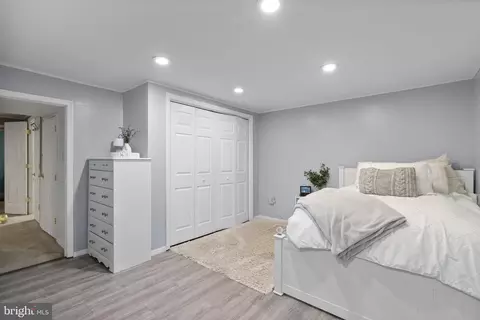 Bedroom - 15841 Broadcreek Dr, Clear Spring, MD 21722 photo 5 of 6