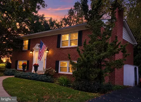 10600 Harry Heth Rd, Williamsport, MD 21795